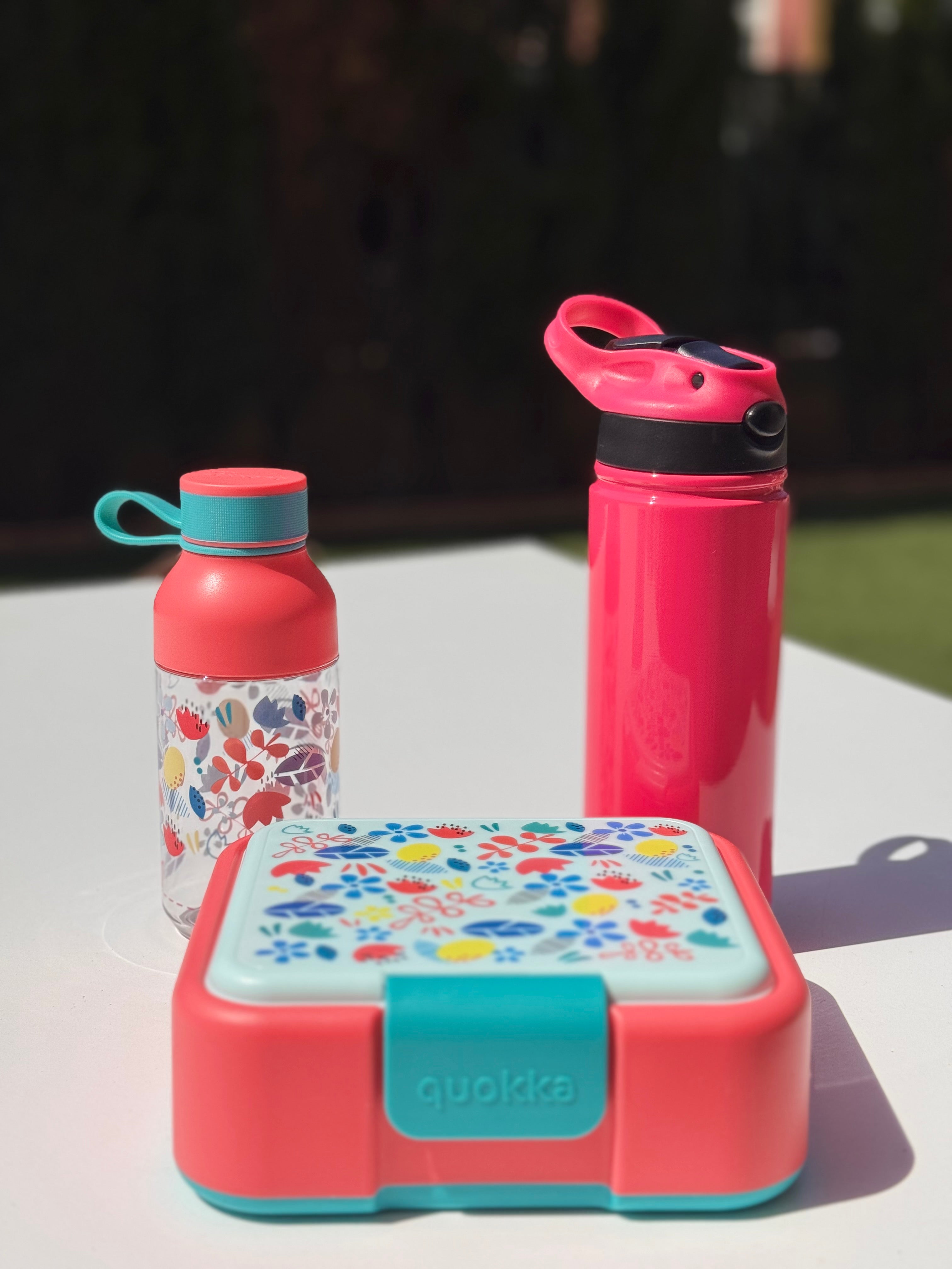 Botella Infantil de Plástico Tritan 430ml – Diseño Flores 🌸 | StyleHomeShop