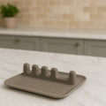 Reposautensilios de Silicona Gris 17×14 cm — Resistente y Antideslizante - Style Home Shop